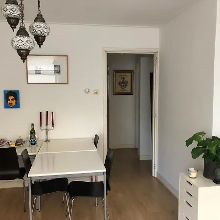 House With Garden, 10 Min From Centre *