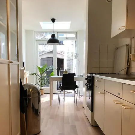 House With Garden, 10 Min From Centre * 阿姆斯特丹