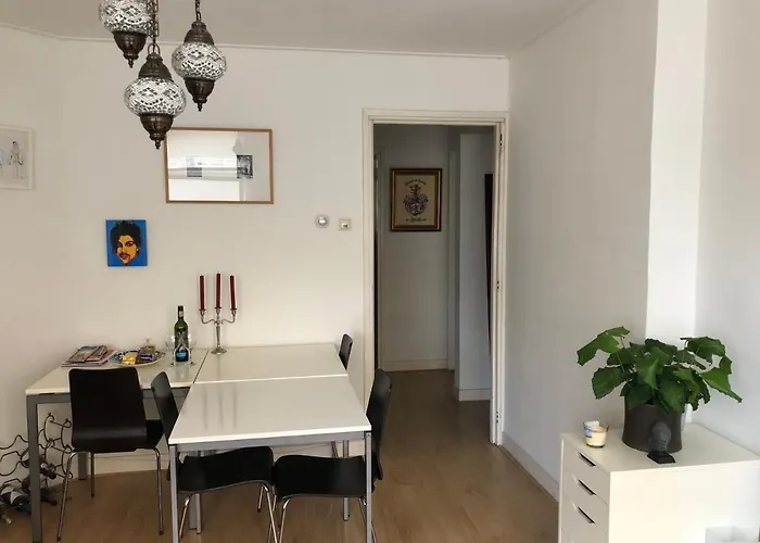 House With Garden, 10 Min From Centre *