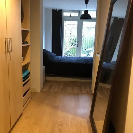 House With Garden, 10 Min From Centre Ámsterdam